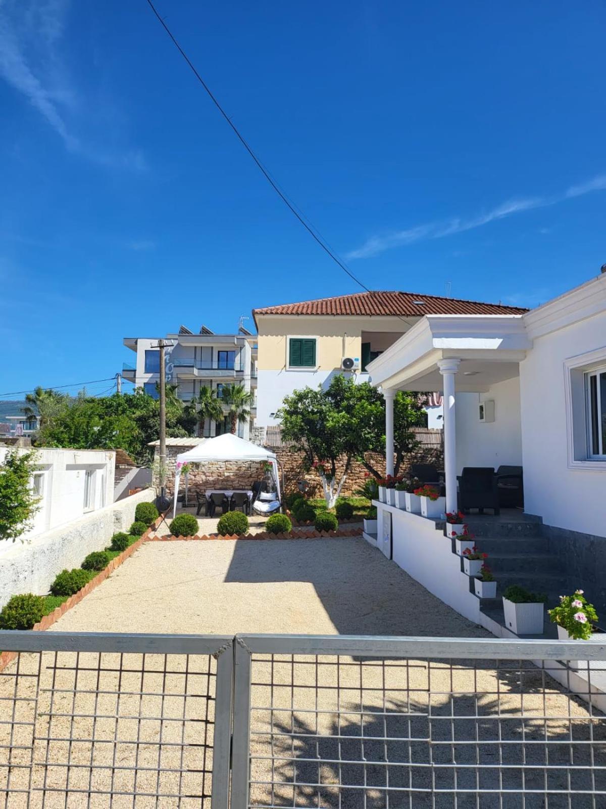 Vila Ademi Ksamil Exterior photo