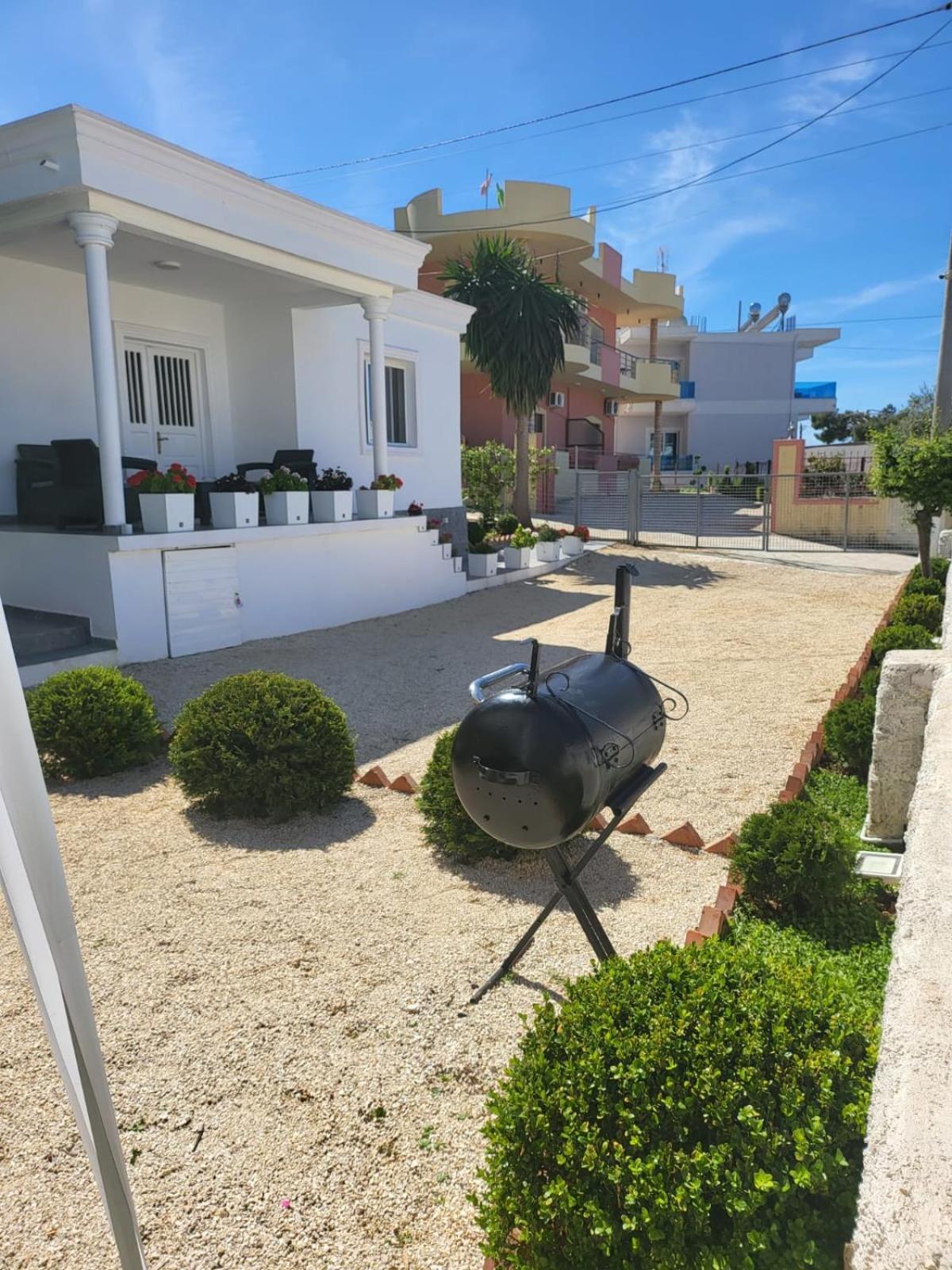 Vila Ademi Ksamil Exterior photo